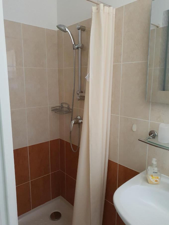 Villa Des Masques Aubais Екстер'єр фото